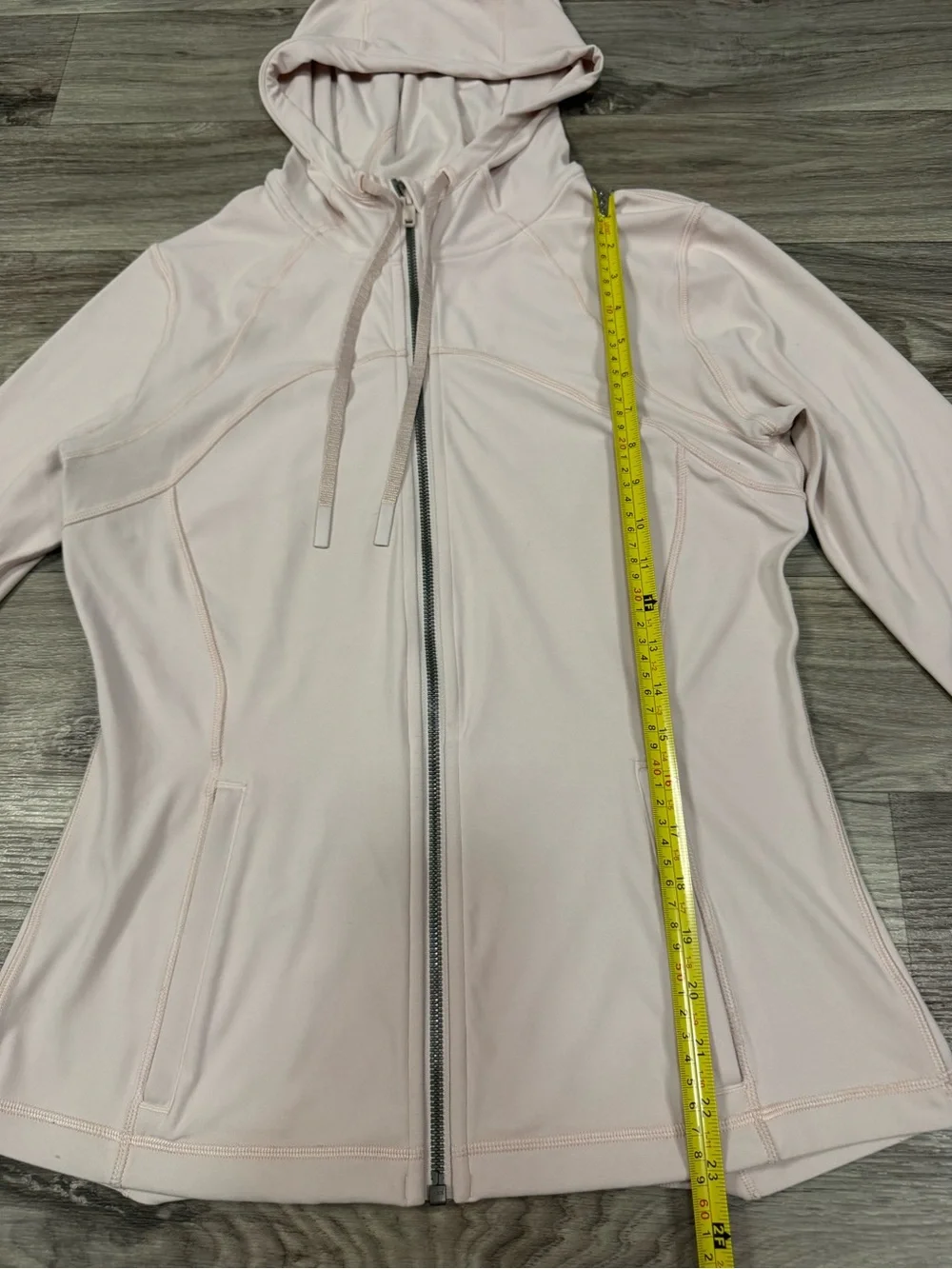 Lululemon Hooded Define Jacket in Smoky Blush Size 10